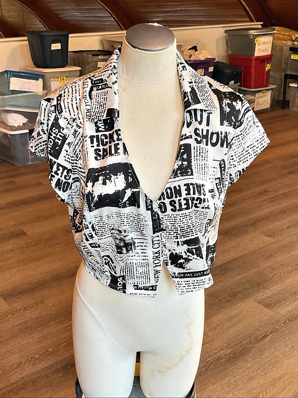 Garage Black & White Newspaper Print Short Sleeve Button Top Button Top Large